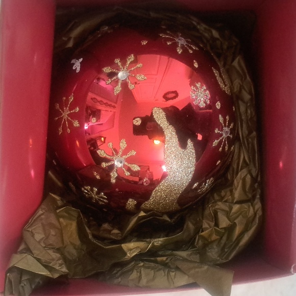 Closet clearance - Picture 3 of 7